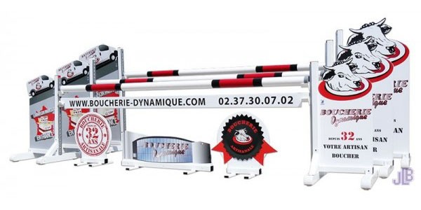Obstacle publicitaire Boucherie dynamique - Avec mise en forme du panneau